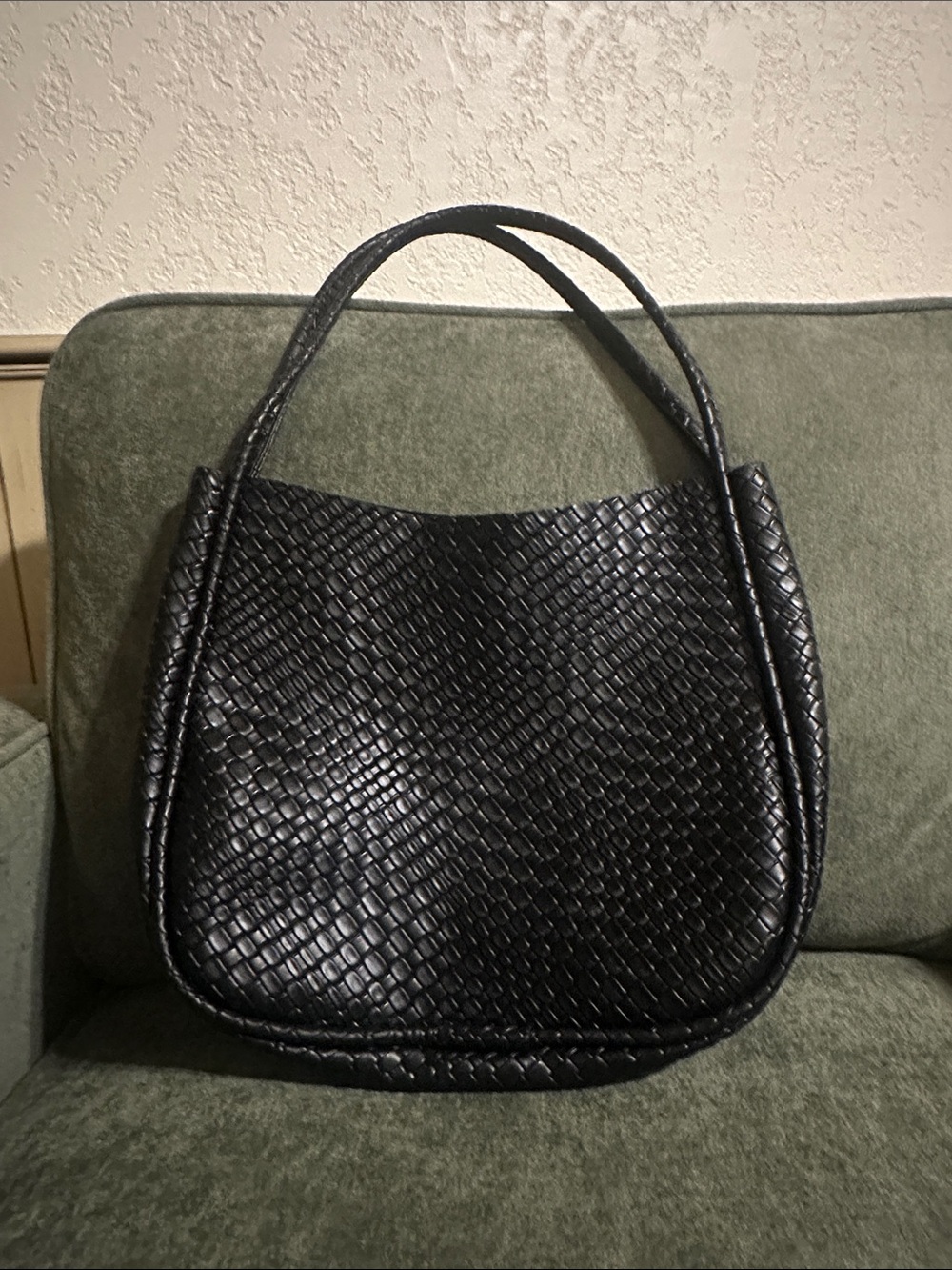 Woven Faux Leather Shoulder Bag in Black